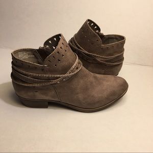 Sugar Ankle Boots / Booties NWOT